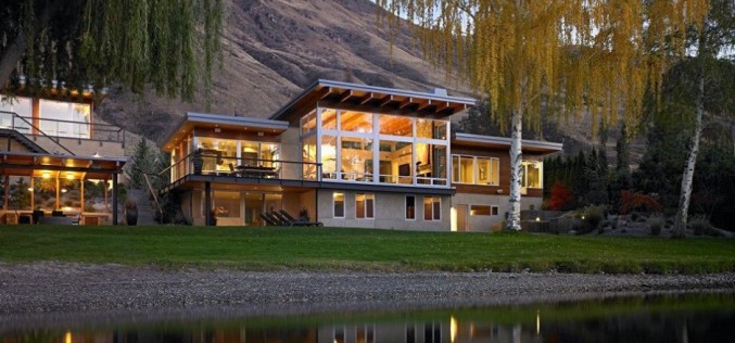 Современный и яркий дом с удивительным видом на реку Колумбия, Вашингтон