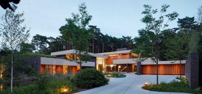 The Dune Villa by HILBERINKBOSCH Architects