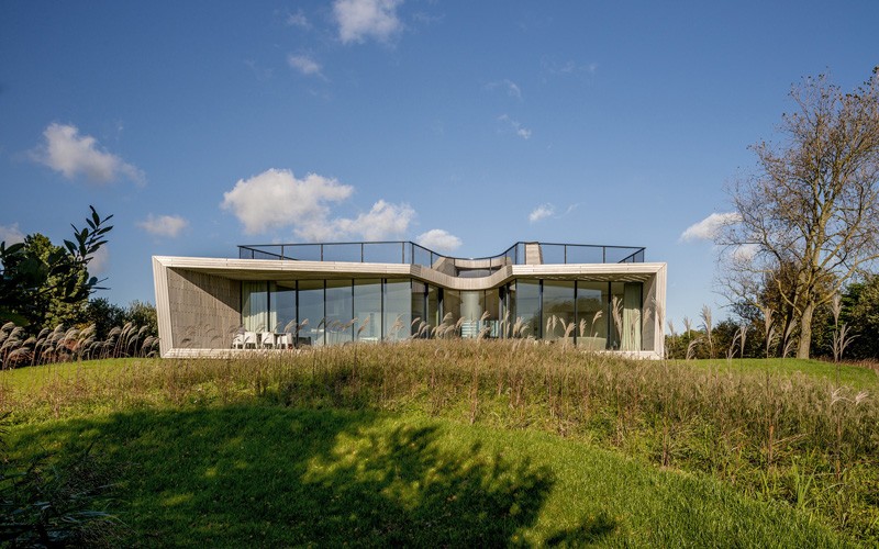 UNStudio Design A Home With Panoramic Views Of The Dutch Landscape