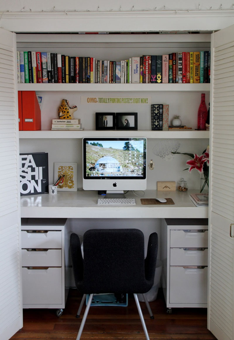Small Apartment Design Ideas - Create A Home Office In A Closet // Although this office is tucked into a closet, it still manages to fit in all the essentials including the computer, multiple sets of drawers and lots of book storage.
