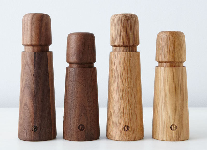Essential Kitchen Tools - Salt and Pepper Mills // These minimal wooden grinders come in two kinds of wood and bring in a natural touch to your kitchen.