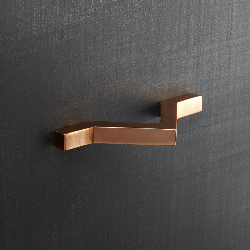 Kitchen Decor Ideas - 12 Ways To Add Copper To Your Kitchen // Angular copper hardware on your drawers and cabinets brings the metallic material into your kitchen in a subtle yet stylish way.