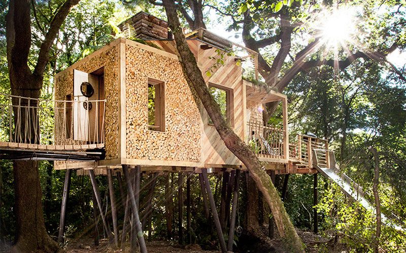 Этот удивительный отель treehouse был предназначен для взрослых на отдыхе